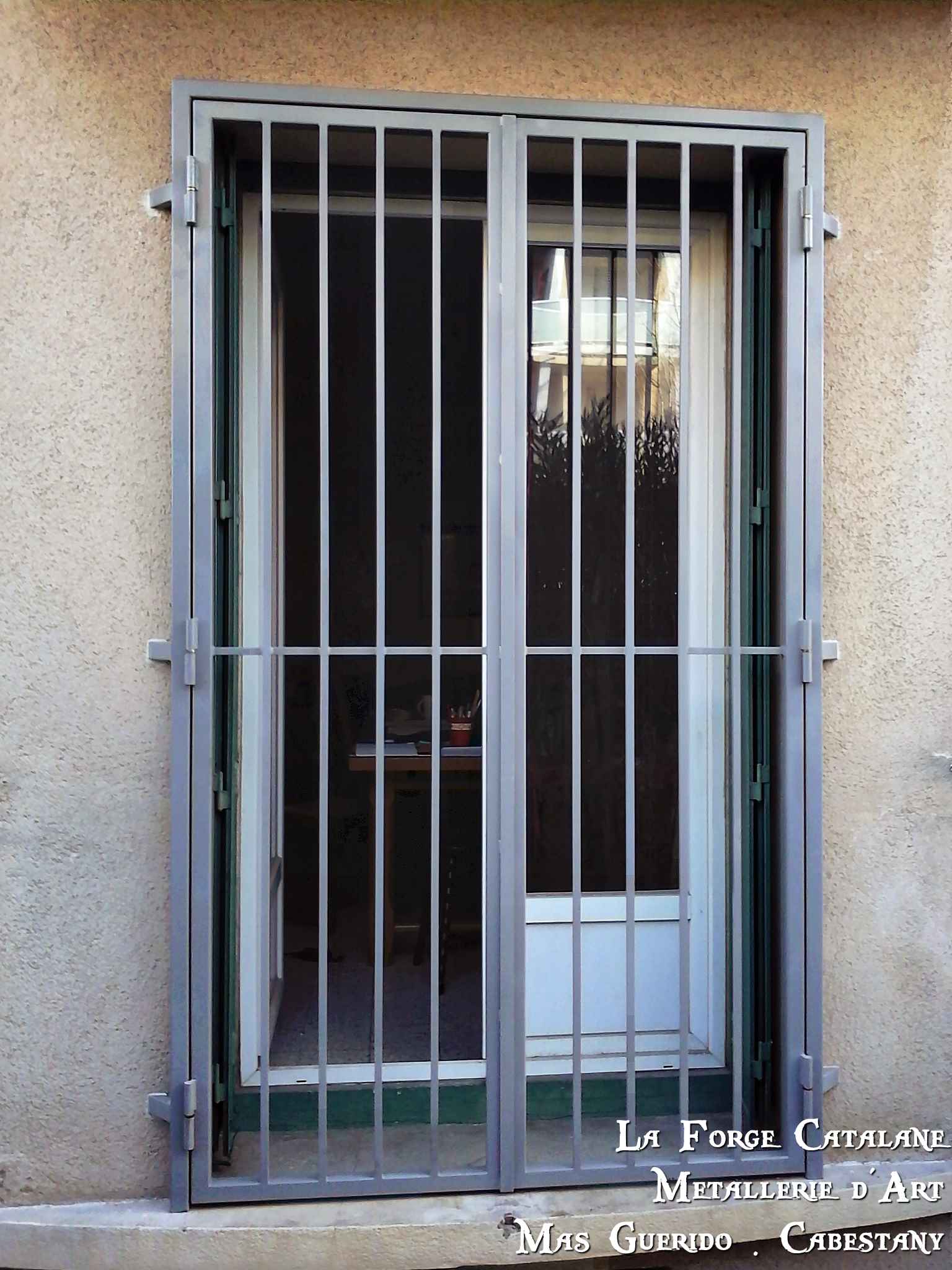 grille articulee 2 vantaux barreaux droit La Forge Catalane Cabestany (2).jpg